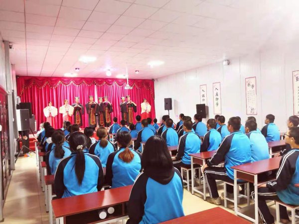 孩子叛逆背后的原因是什么，80%的父母忽略了